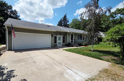 334 2nd St Se, Badger, IA, 50516-7720 | Card Image