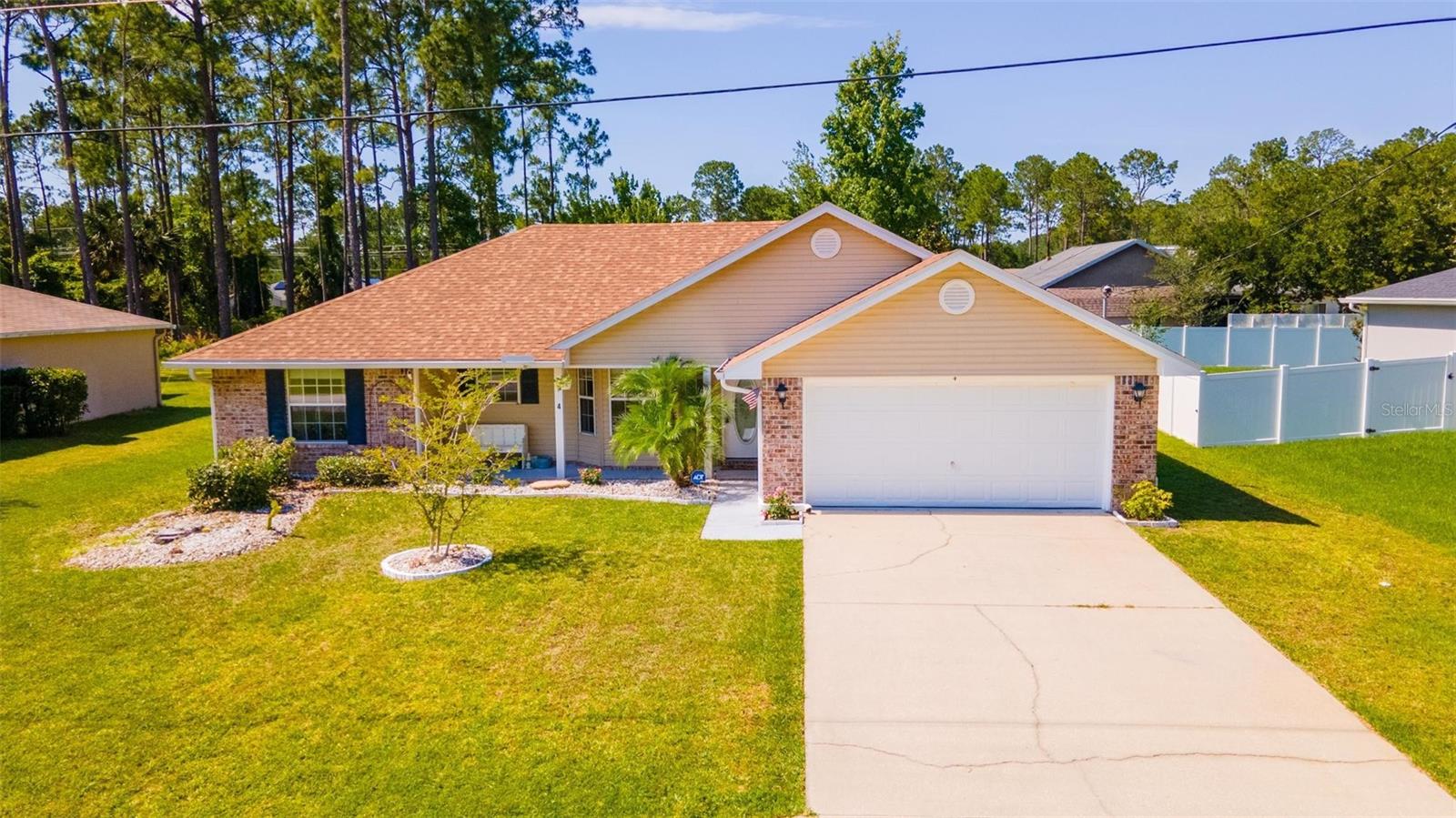 Reindeer Ln, Palm Coast, FL 32164