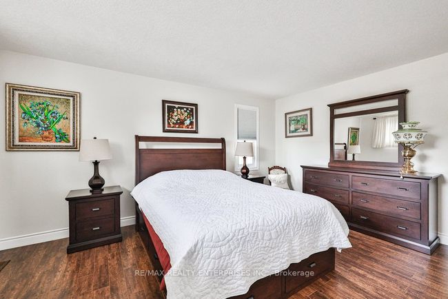 59 Menno St, House other with 4 bedrooms, 2 bathrooms and 6 parking in Breslau ON | Image 18