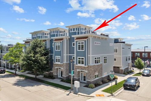 303 E Pier Street, Port Washington, WI, 53074 | Card Image