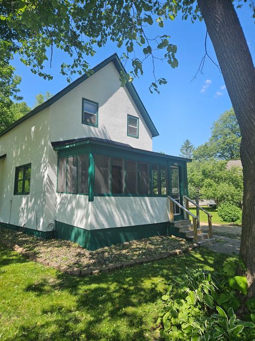 340 State Road 29, Spring Valley, WI, 54767-9039 | Card Image