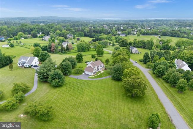 17760 Julie Ann Ct, House other with 4 bedrooms, 4 bathrooms and null parking in HAMILTON VA | Image 84