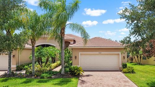 15665 Aurora Lake Cir, WIMAUMA, FL, 33598-4058 | Card Image