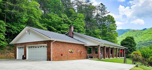 45 Sulpher Ln, Andrews, NC, 28901-7167 | Card Image