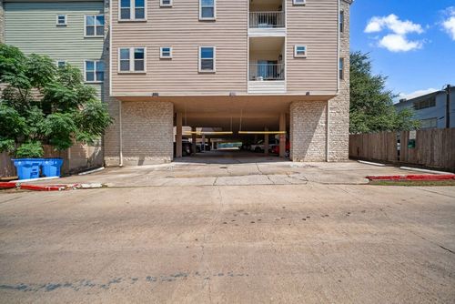 apt-307-2414 Longview St, Austin, TX, 78705-4232 | Card Image