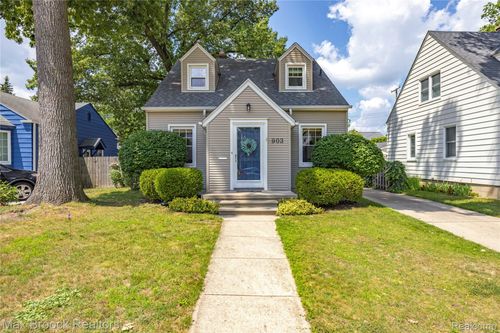 903 Oakridge Ave, Royal Oak, MI, 48067-4905 | Card Image