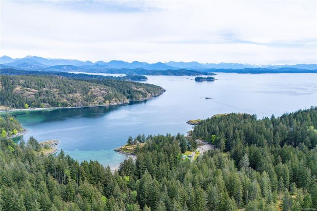 1821 Hyacinthe Bay Rd, House other with 4 bedrooms, 4 bathrooms and 10 parking in Quadra Island BC | Image 91