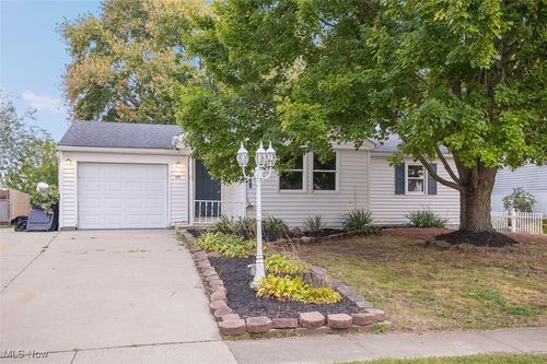 98 Strawberry Hl, Rittman, OH, 44270-1828 | Card Image