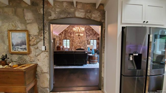 9810 Park Dr, House other with 2 bedrooms, 3 bathrooms and null parking in Helotes TX | Image 16