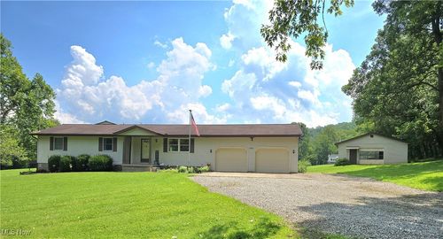 2650 Darlington Dr, Zanesville, OH, 43701-9454 | Card Image