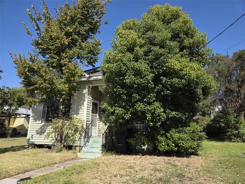 7933 Goode St, Houston, TX, 77012-1641 | Card Image