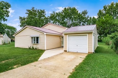 641 Blarney Stone Ct, Galloway, OH, 43119-9112 | Card Image