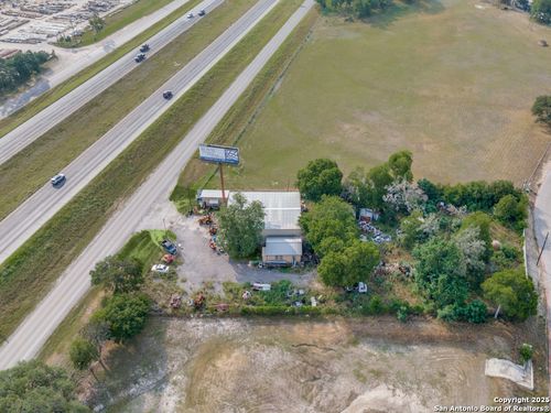 40175 Interstate 10 W, Boerne, TX, 78006-8892 | Card Image