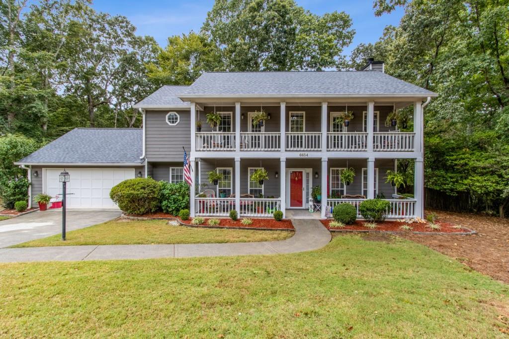Lake Run Dr, Flowery Branch, GA 30542
