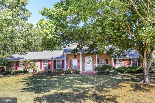 7213 Chancellor Rd, FREDERICKSBURG, VA, 22407-7461 | Card Image