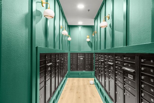 Lobby area with adjacent mail area | Image 22