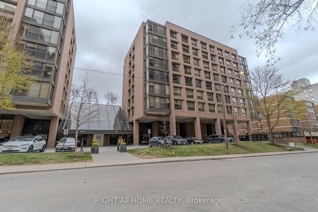608 - 447 Walmer Rd, Condo with 3 bedrooms, 4 bathrooms and 2 parking in York ON | Image 50