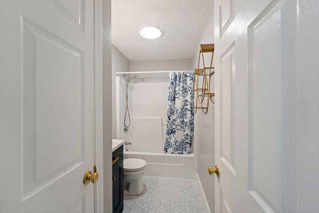 5 - 5 Fairway View Ln, Condo with 2 bedrooms, 3 bathrooms and 1 parking in Norton MA | Image 33