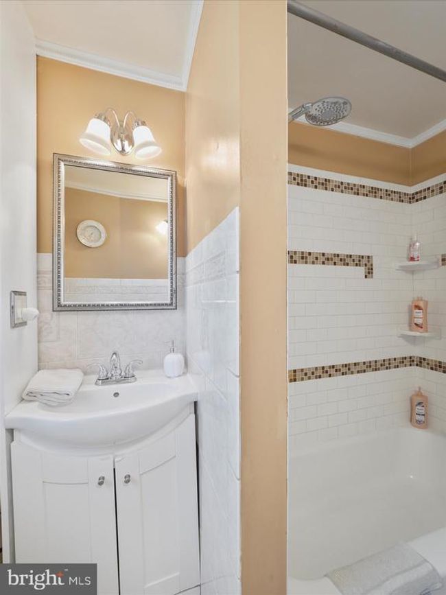 62 N 4 Th St, Home with 3 bedrooms, 1 bathrooms and null parking in CHAMBERSBURG PA | Image 14