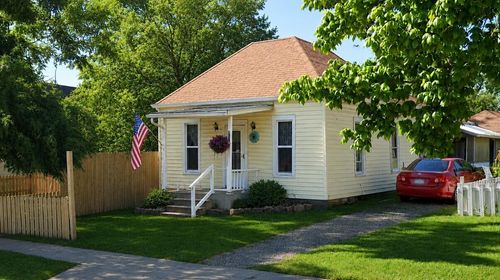510 E Scott St, Monett, MO, 65708-1738 | Card Image
