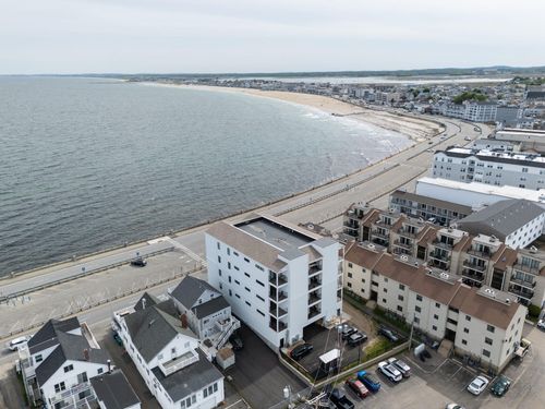 302-465 Ocean Blvd, Hampton, NH, 03842-3635 | Card Image