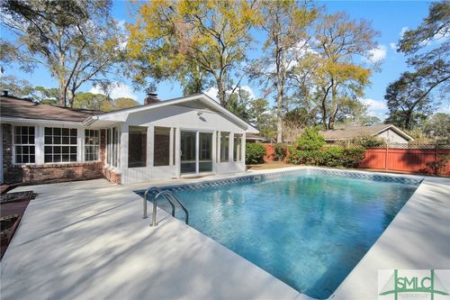 105 Carlton Rd, Savannah, GA, 31410-4303 | Card Image