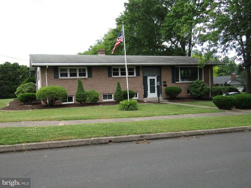 1820 Shiffler Ave, Williamsport, PA, 17701-1921 | Card Image