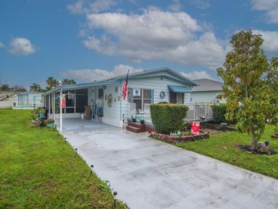 4 Los Lagos Lane, House other with 2 bedrooms, 2 bathrooms and null parking in Port St Lucie FL | Image 2