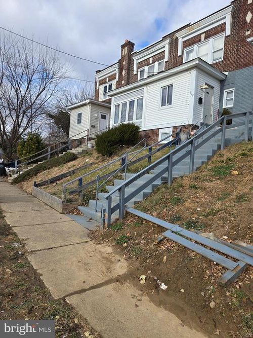 933 Keystone Rd, CHESTER, PA, 19013-1723 | Card Image