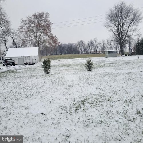 2701 Waltonville Rd, HUMMELSTOWN, PA, 17036-8956 | Card Image