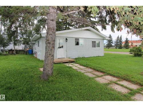 5404 52 St, Clyde, AB, T0G0B5 | Card Image