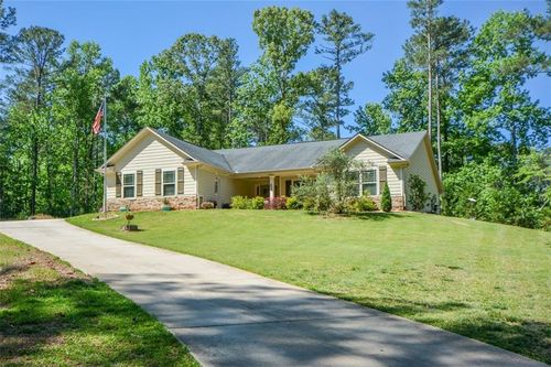 894 Happy Valley Cir, Newnan, GA, 30263-7014 | Card Image