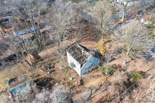 30905 Beverly Rd, Romulus, MI, 48174-2055 | Card Image