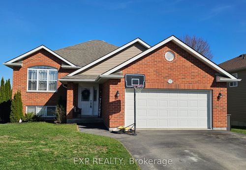 7 Rosewood Dr, Frankford, ON, K0K2C0 | Card Image