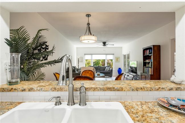 APT-205 - 6175 S Mirror Lake Dr, House attached with 2 bedrooms, 2 bathrooms and null parking in Sebastian FL | Image 11