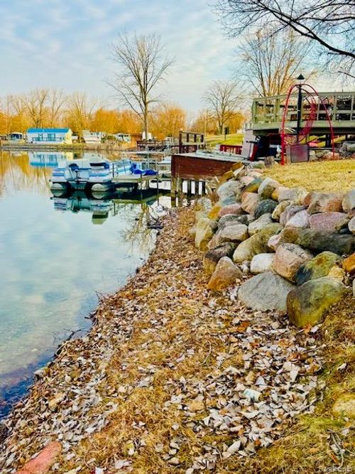 404-10001 E Goodall Rd, Durand, MI, 48429-9744 | Card Image