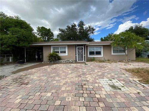 930 Jasmine St, North Fort Myers, FL, 33903-4216 | Card Image