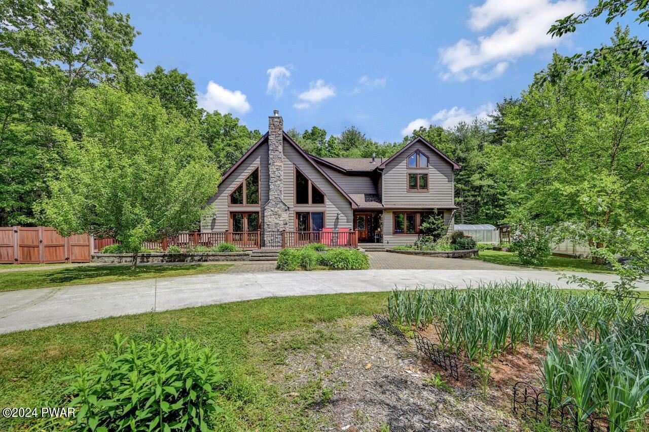 Stabler Rd, Hawley, PA 18428