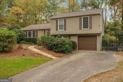 460 N Pond Trail, House other with 3 bedrooms, 2 bathrooms and 1 parking in Roswell GA | Image 2