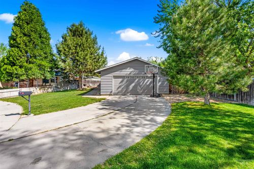 304 W Woodvine Ct, Boise, ID, 83706-4610 | Card Image