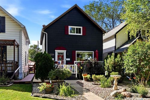1320 Princess St, Regina, SK, S4T3Y8 | Card Image