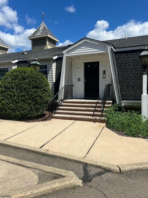 23-662 Goffle Rd, Hawthorne, NJ, 07506-3425 | Card Image