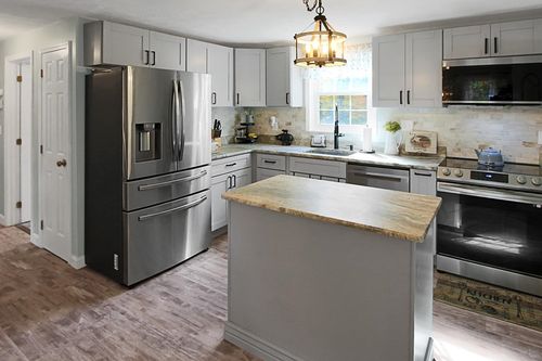 3 Chase Brook Circle, Litchfield, NH, 03052 | Card Image