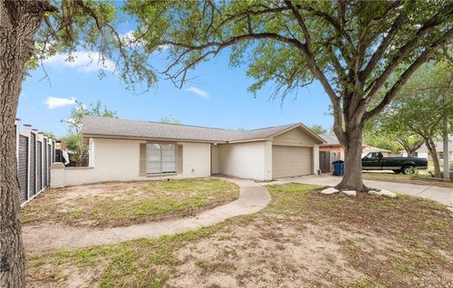 7013 N 14th Ln, McAllen, TX, 78504-3121 | Card Image