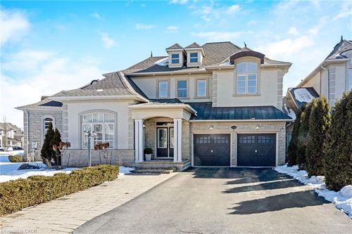 3168 Watercliffe Crt, Oakville, ON, L6M0K7 | Card Image