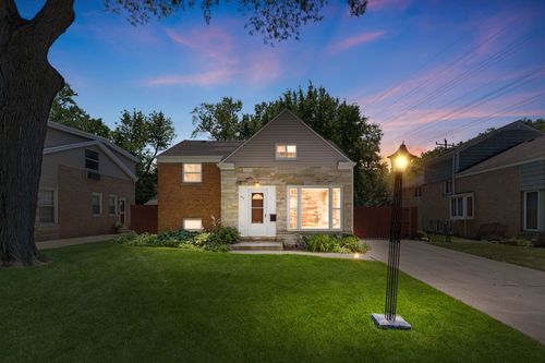 47 Hackberry Ln, Glenview, IL, 60025-3451 | Card Image
