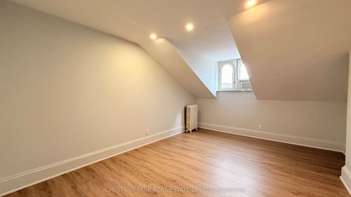5-342 Jarvis St, Toronto, ON, M4Y2G6 | Card Image