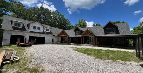 1631 Grave Hill Rd, Oneida, TN, 37841-3407 | Card Image