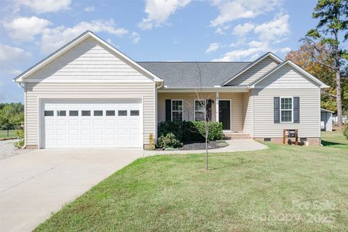 560 W Bank St, Granite Quarry, NC, 28146 | Card Image