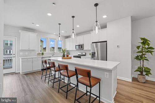 15061 Jaxton Square Ln, HAYMARKET, VA, 20169-3023 | Card Image